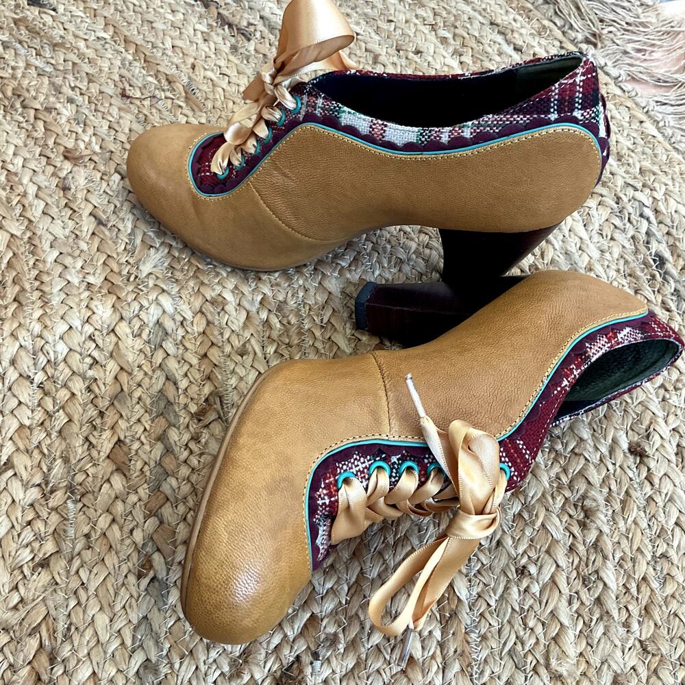 Poetic Licence London Women's Lace Up Heels Size 8.5 Tan Colorblock Block Pumps - Picture 3 of 13